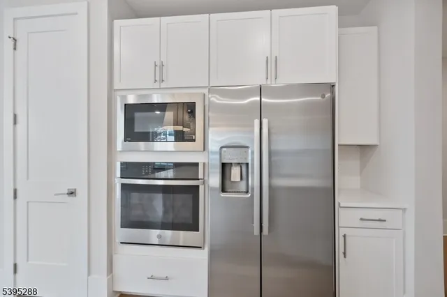 $749,900 | 102 Iris Court, Warren, NJ 07059