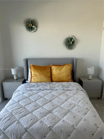 $3,650 | 239 Southwest 9th Street, Unit 1405, Miami, FL 33130