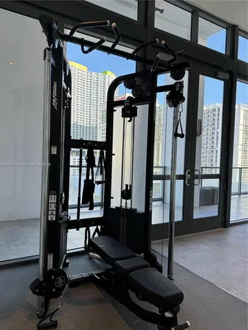 $3,650 | 239 Southwest 9th Street, Unit 1405, Miami, FL 33130