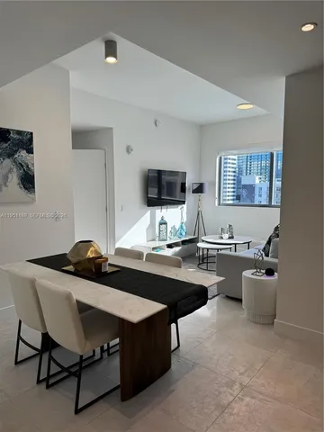 $3,650 | 239 Southwest 9th Street, Unit 1405, Miami, FL 33130