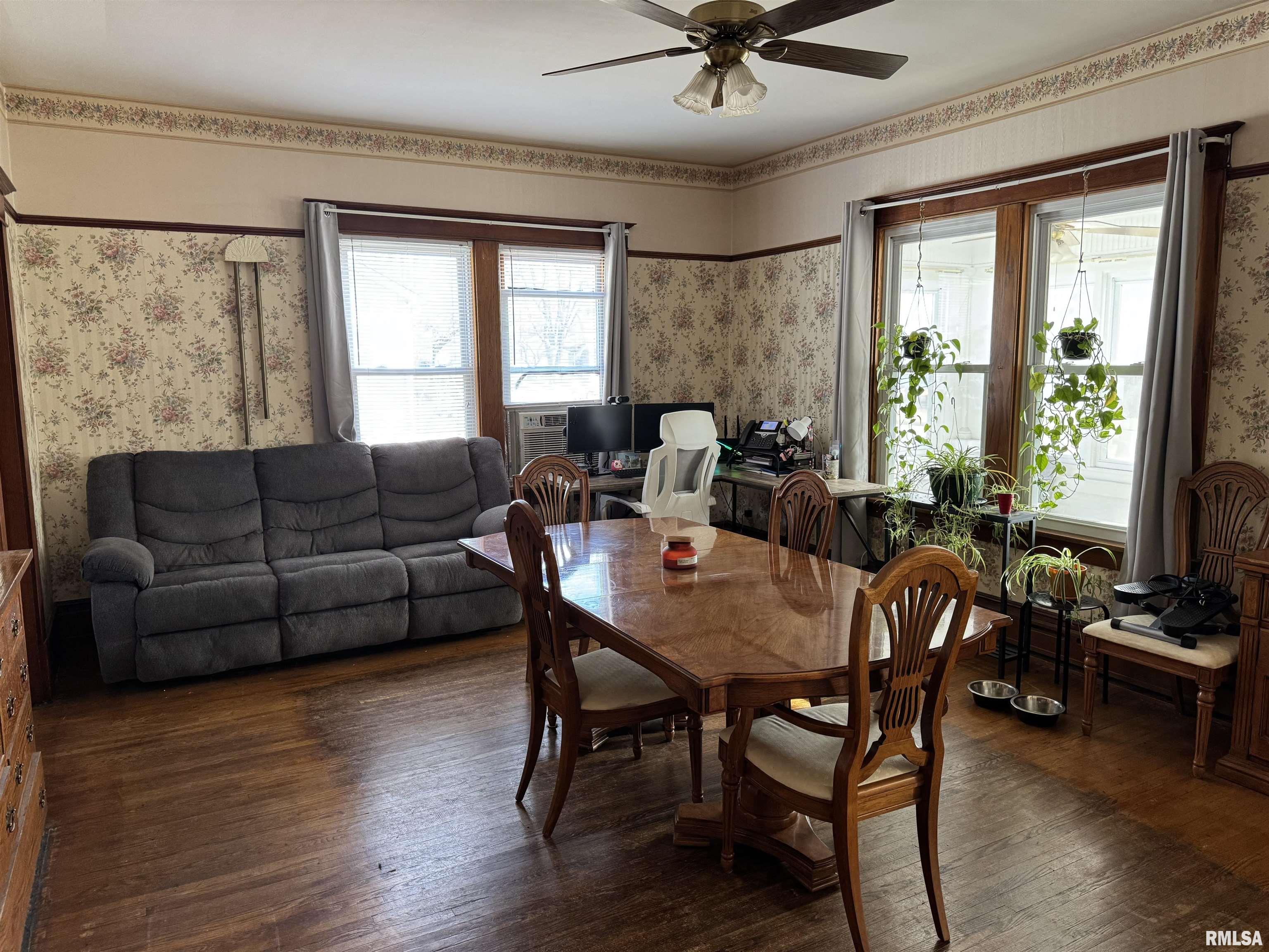 210 West Madison Street Havana, IL 62644 - Photo 8 of 17