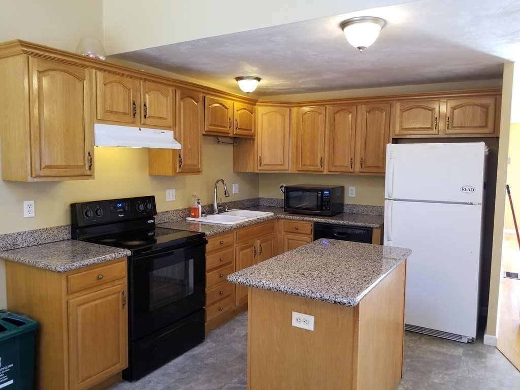 96 Upland Street Worcester, MA 01607 - Photo 15 of 41 Gallery Image 15