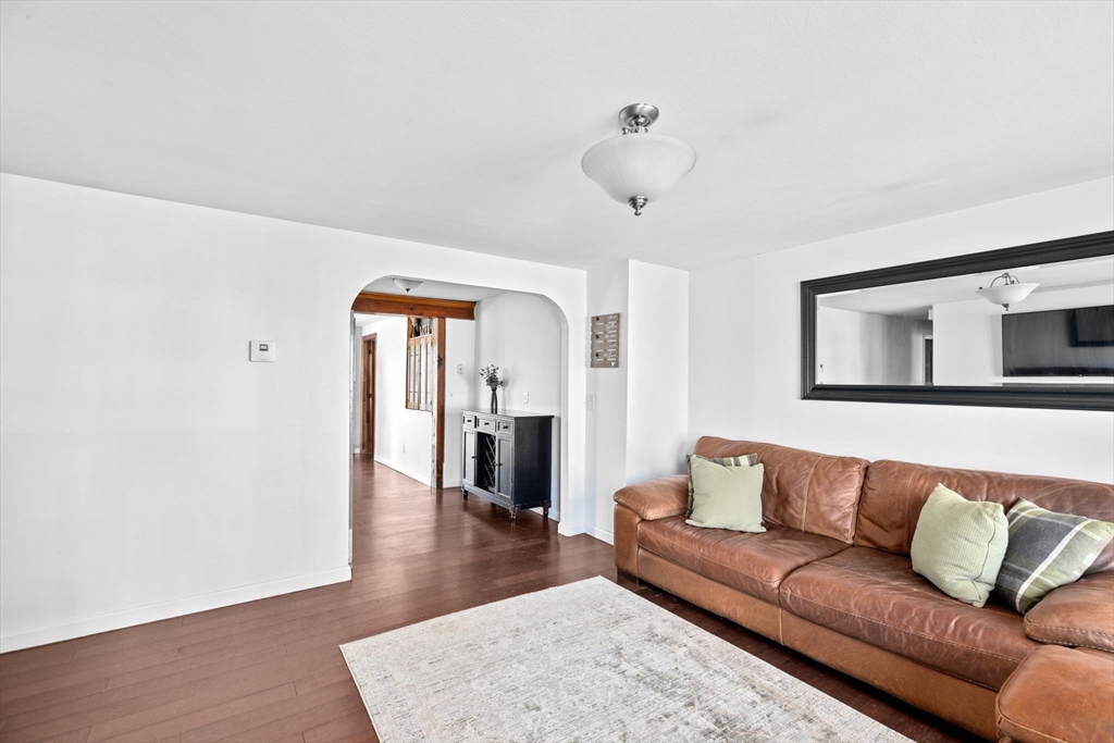 46 Fottler Road Hingham, MA 02043 - Photo 9 of 19 Gallery Image 9