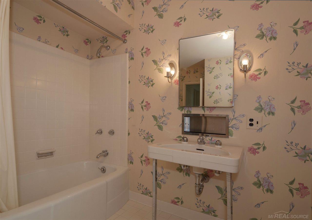 80 Lake Shore Road Grosse Pointe Farms, MI 48236 - Photo 71 of 90