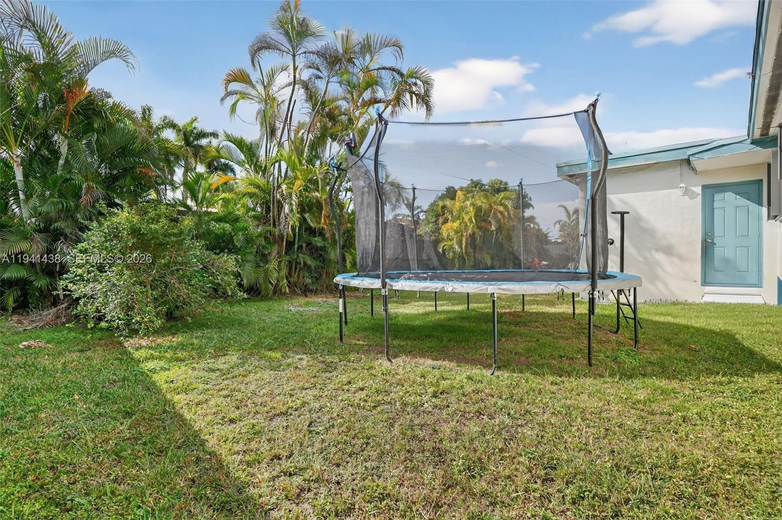 8500 Southwest 16th Street Miami, FL 33155 - Photo 19 of 26 a view of a back yard