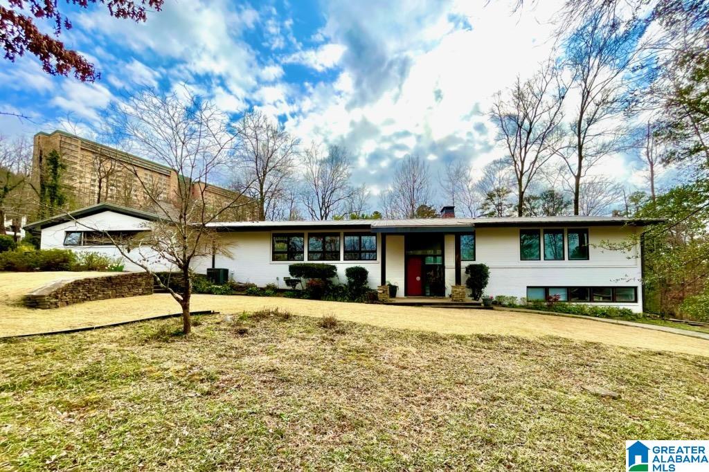 2621 Cherokee Road Birmingham, AL 35216 - Photo 1 of 48