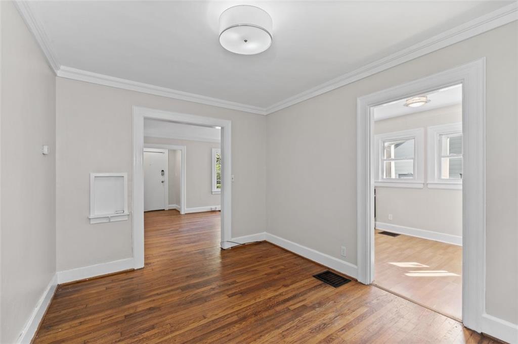 800 Berkeley Avenue Northwest Atlanta, GA 30318 - Photo 8 of 30