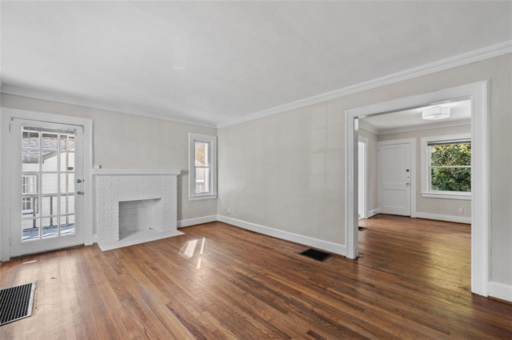 800 Berkeley Avenue Northwest Atlanta, GA 30318 - Photo 9 of 30