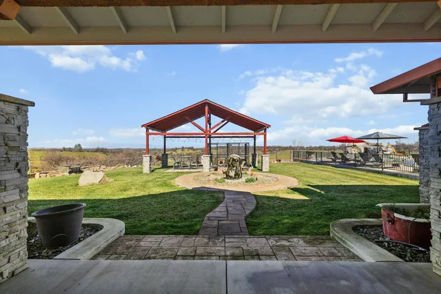 $1,970,000 | 14825 Cannon Road, Red Bluff, CA 96080