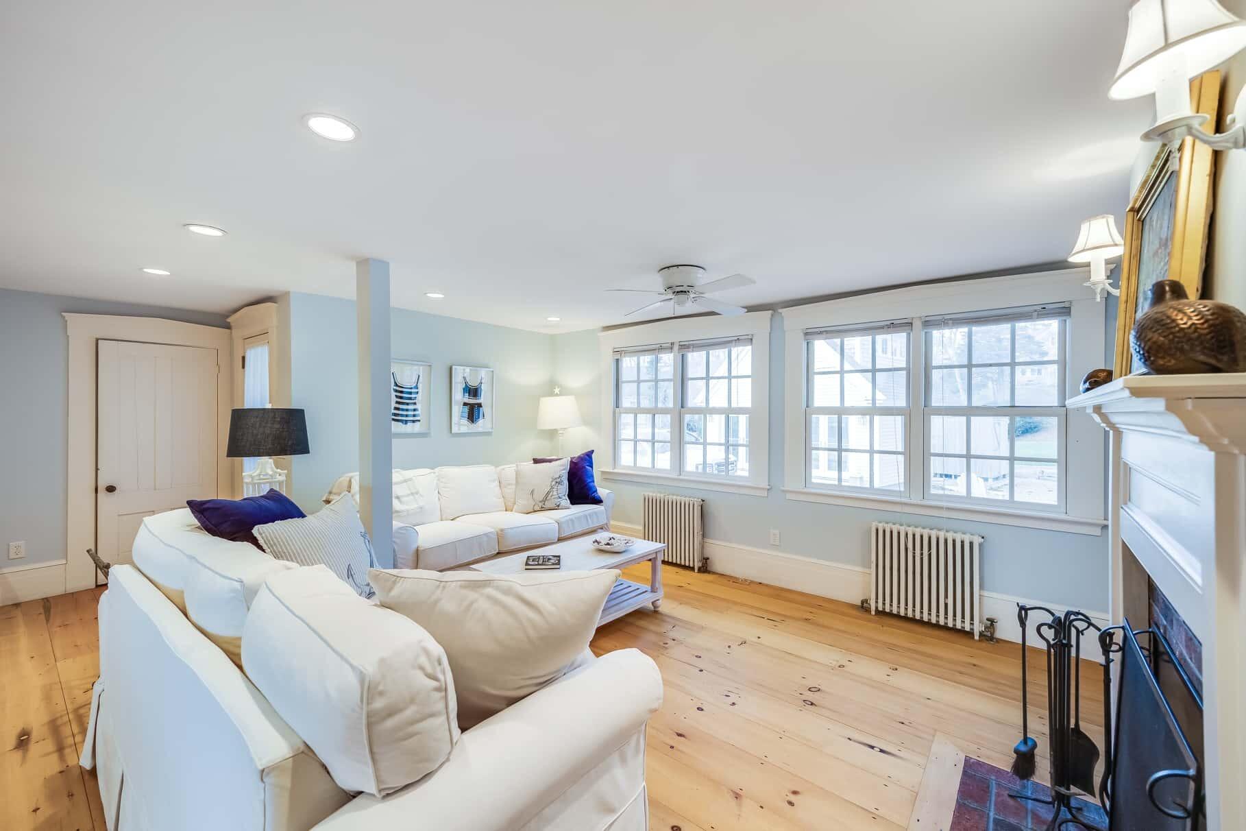 10 Bank Street Wellfleet, MA 02667 - Photo 6 of 49 017
