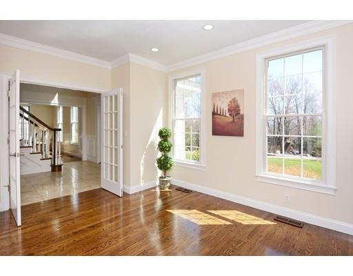 189 Spring Street Shrewsbury, MA 01545 - Photo 3 of 30 Gallery Image 3