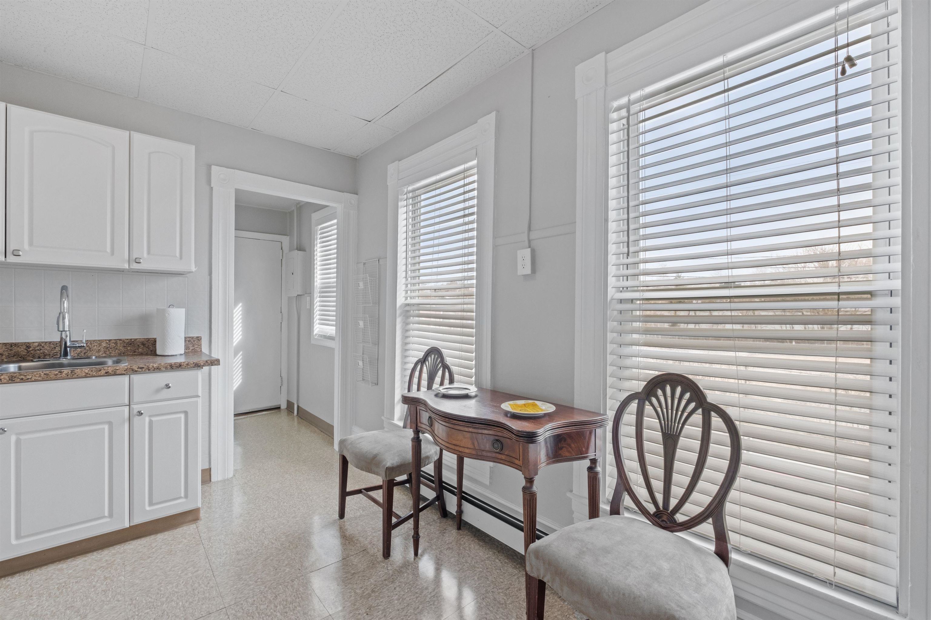 792 Grove Street, Unit 7 Manchester, NH 03103 - Photo 15 of 29