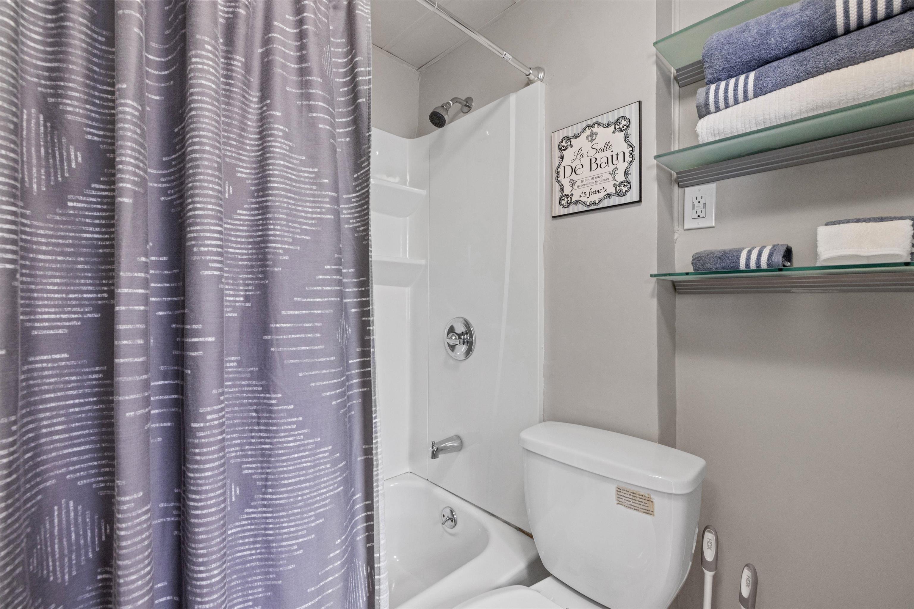 792 Grove Street, Unit 7 Manchester, NH 03103 - Photo 16 of 29