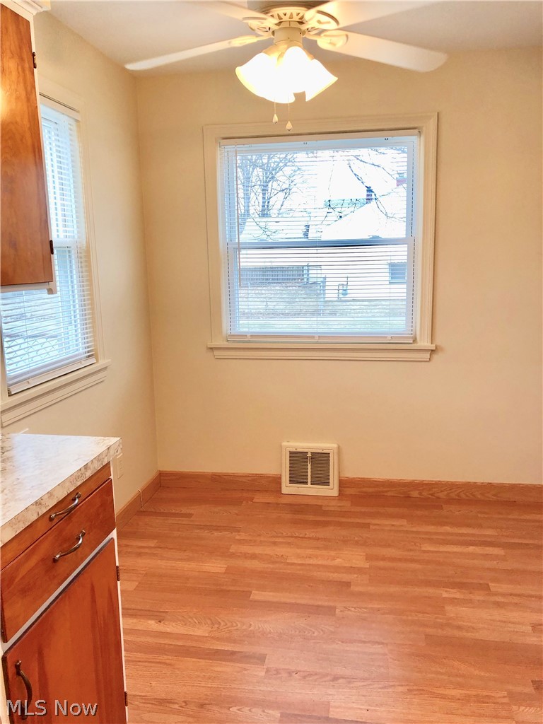 1302 Inman Street Akron, OH 44306 - Photo 15 of 17