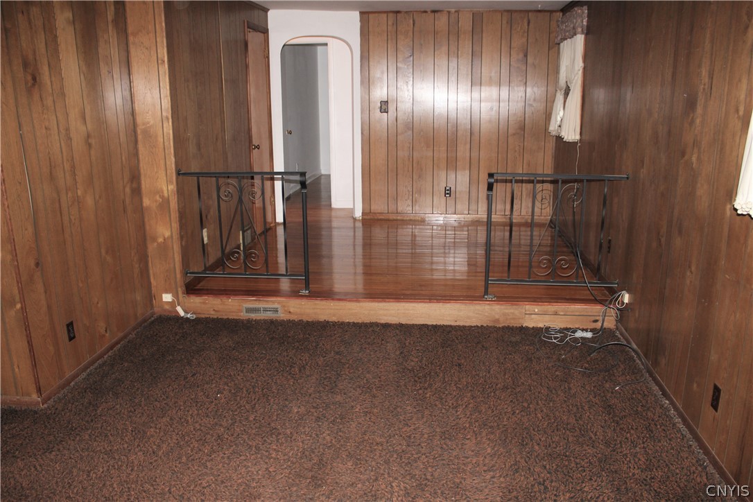 305 Vanida Drive Camillus, NY 13031 - Photo 18 of 35