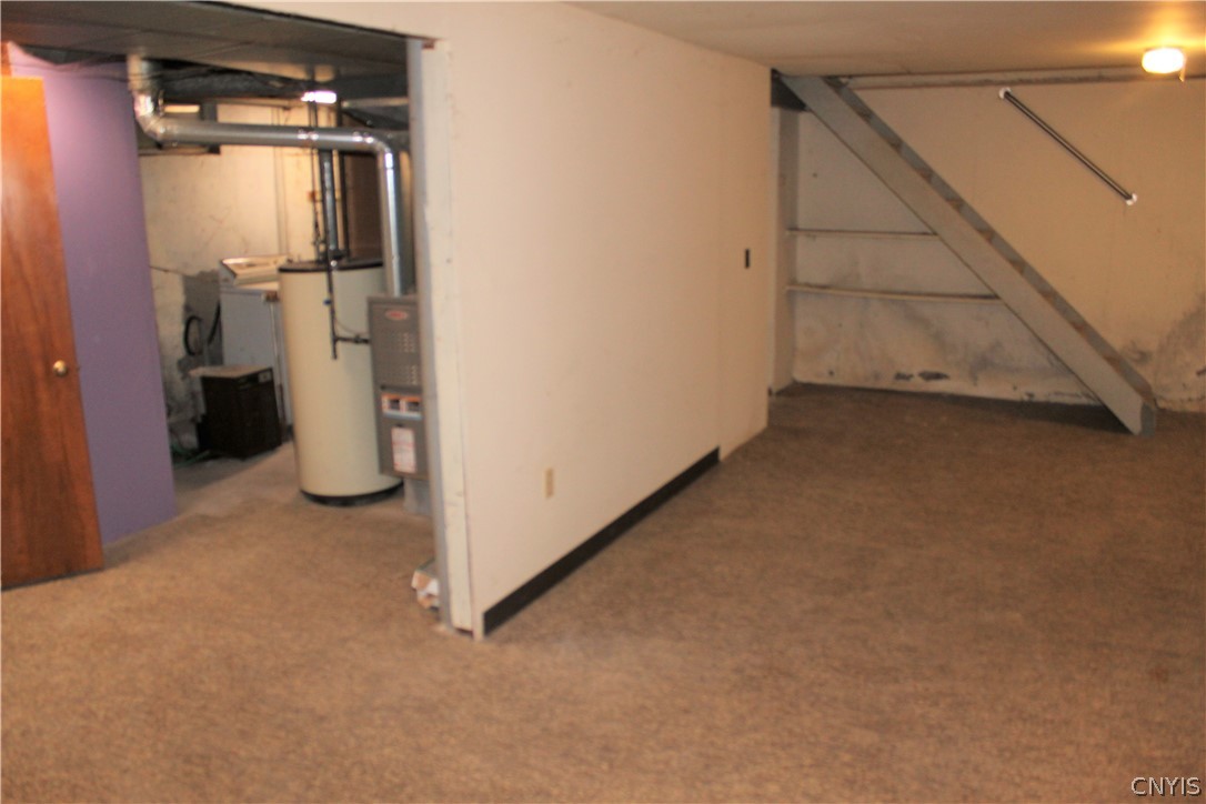 305 Vanida Drive Camillus, NY 13031 - Photo 31 of 35