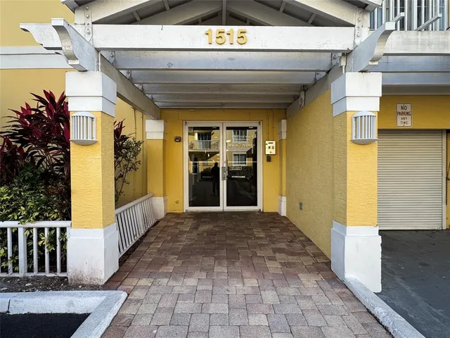 $2,000 | 1515 East Broward Boulevard, Unit 107, Fort Lauderdale, FL 33301