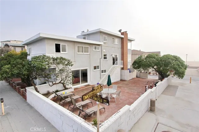 $5,500 | 2231 Hermosa Avenue, Unit 1, Hermosa Beach, CA 90254
