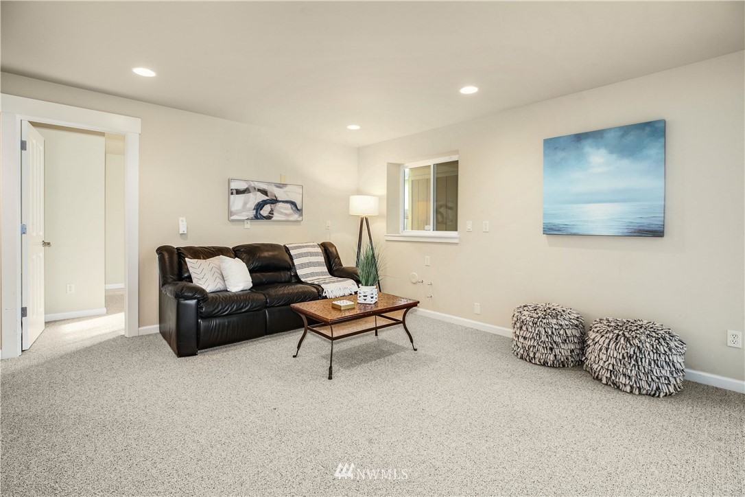 2409 Meadow Avenue North Renton, WA 98056 - Photo 27 of 40 Gallery Image 27