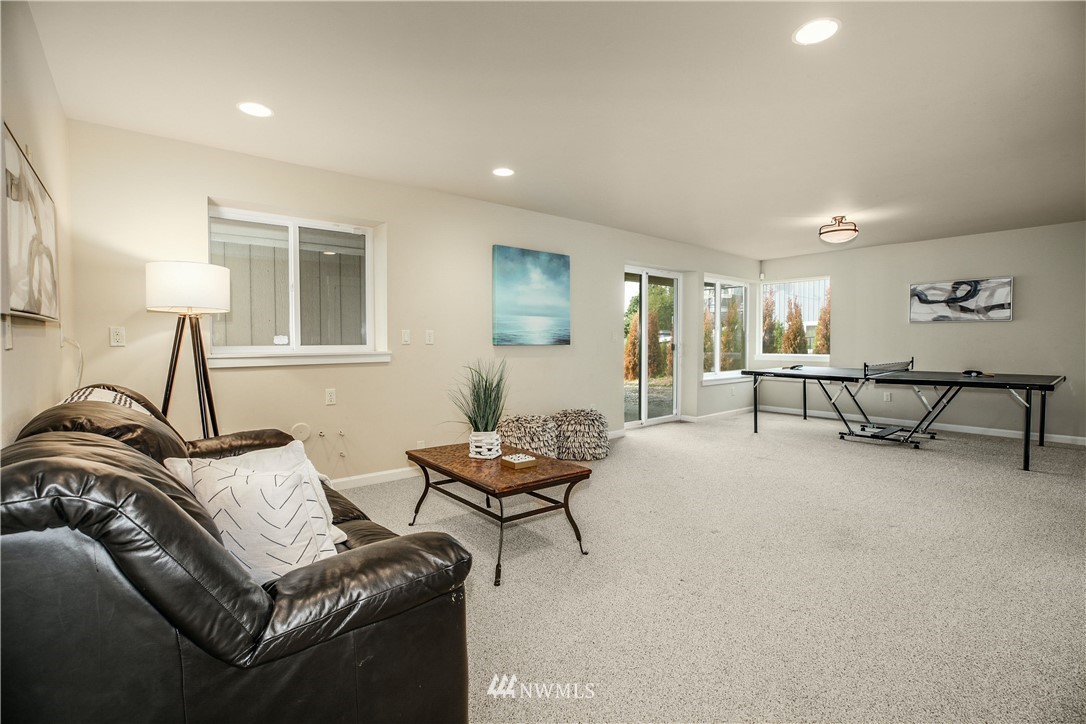 2409 Meadow Avenue North Renton, WA 98056 - Photo 28 of 40 Gallery Image 28