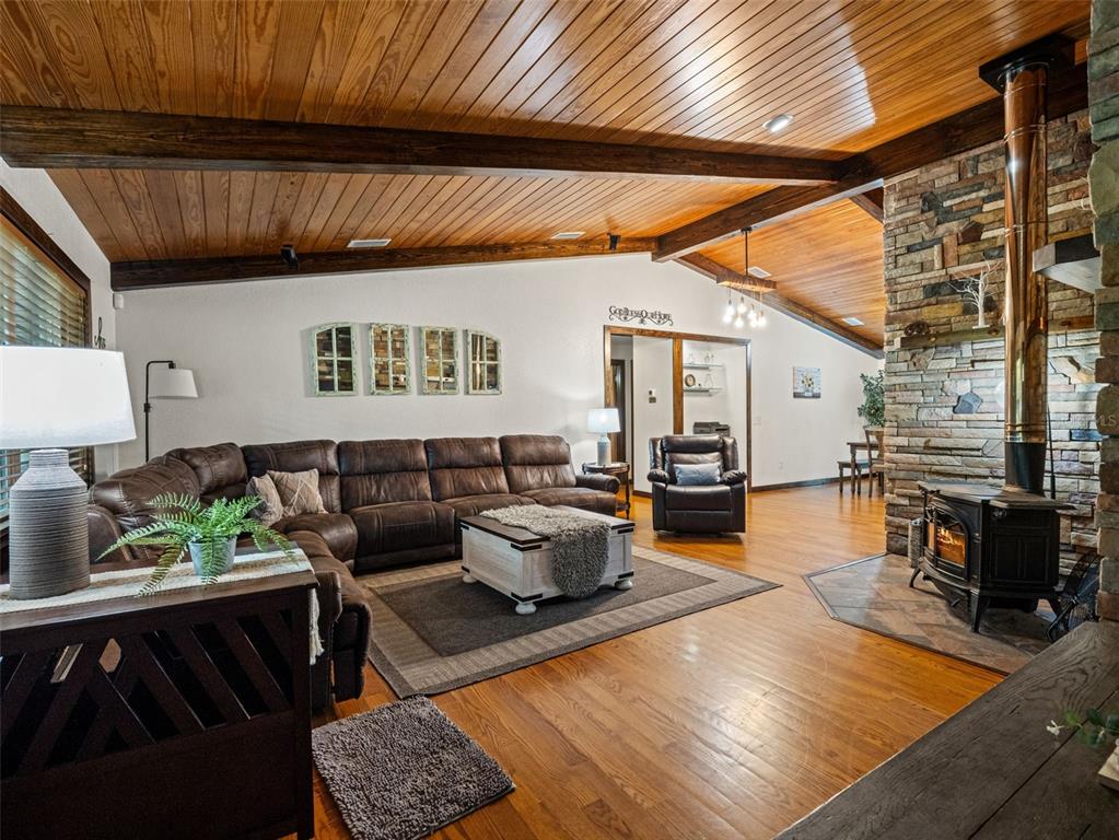 22250 Hayman Road Brooksville, FL 34602 - Photo 9 of 46