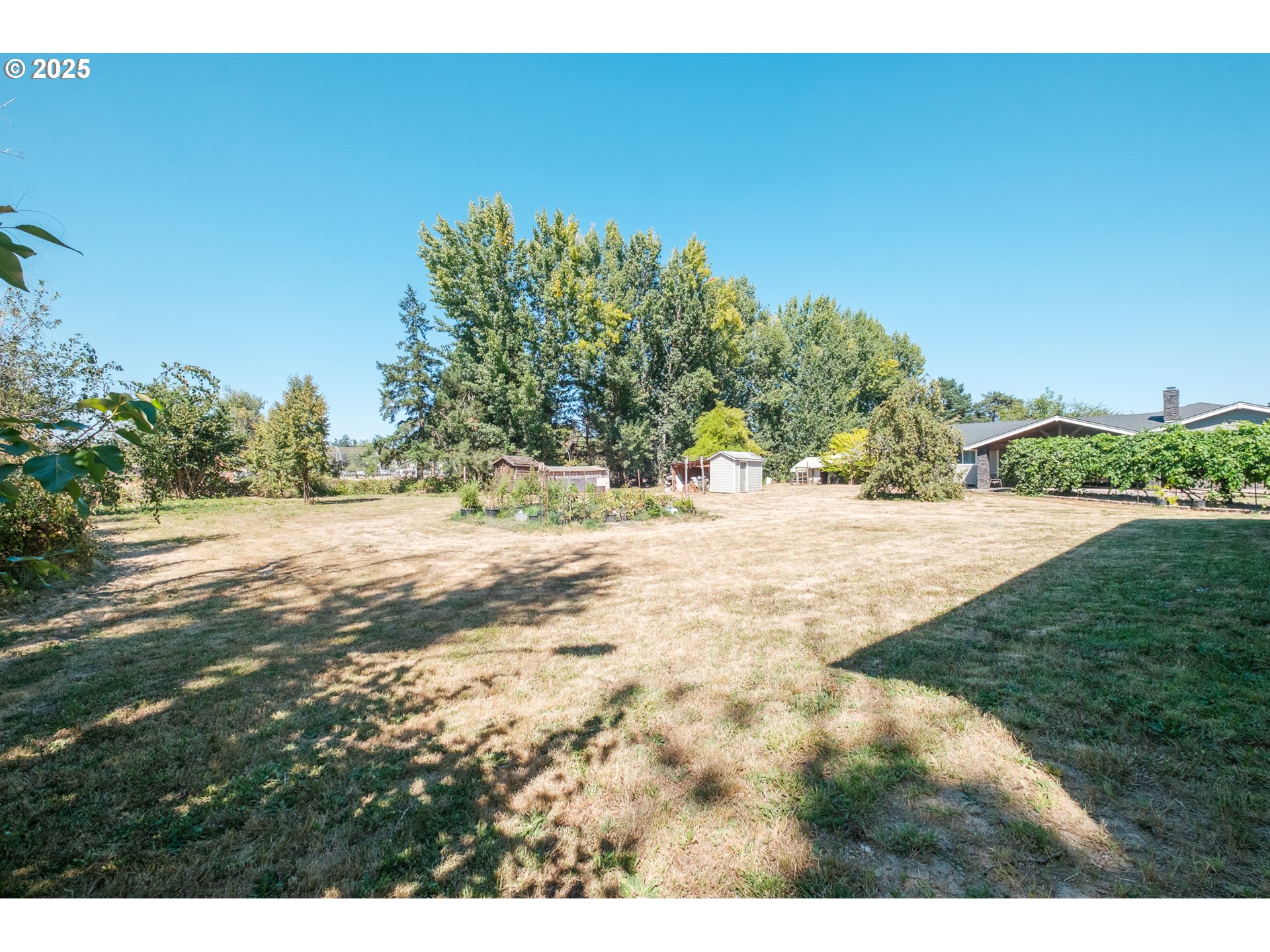 2225 Molalla Road Woodburn, OR 97071 - Photo 3 of 48