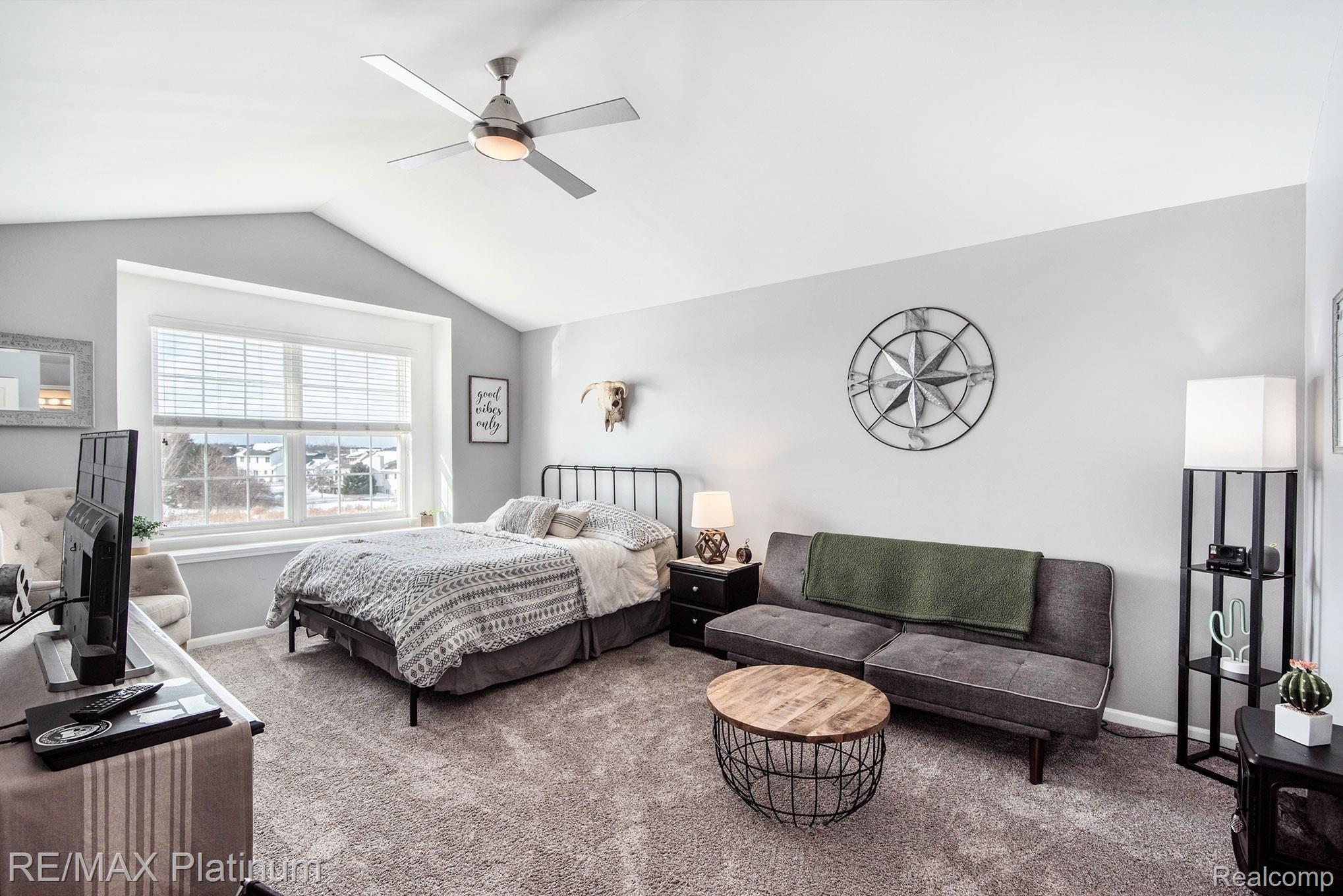 4217 Hampton Ridge Boulevard, Unit 127 Howell, MI 48843 - Photo 13 of 18 3.jpg