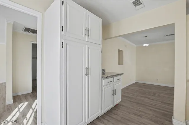 $1,940 | 313 Fox Circle, Las Vegas, NV 89107