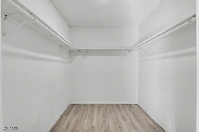 $1,940 | 313 Fox Circle, Las Vegas, NV 89107