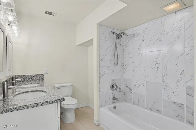 $1,940 | 313 Fox Circle, Las Vegas, NV 89107