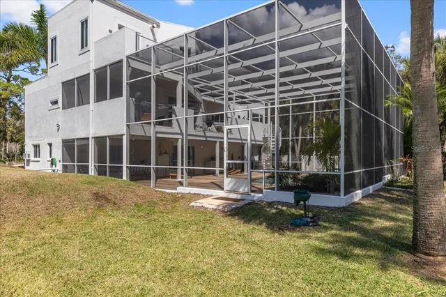 $1,325,000 | 375 Wellington Avenue, Oldsmar, FL 34677