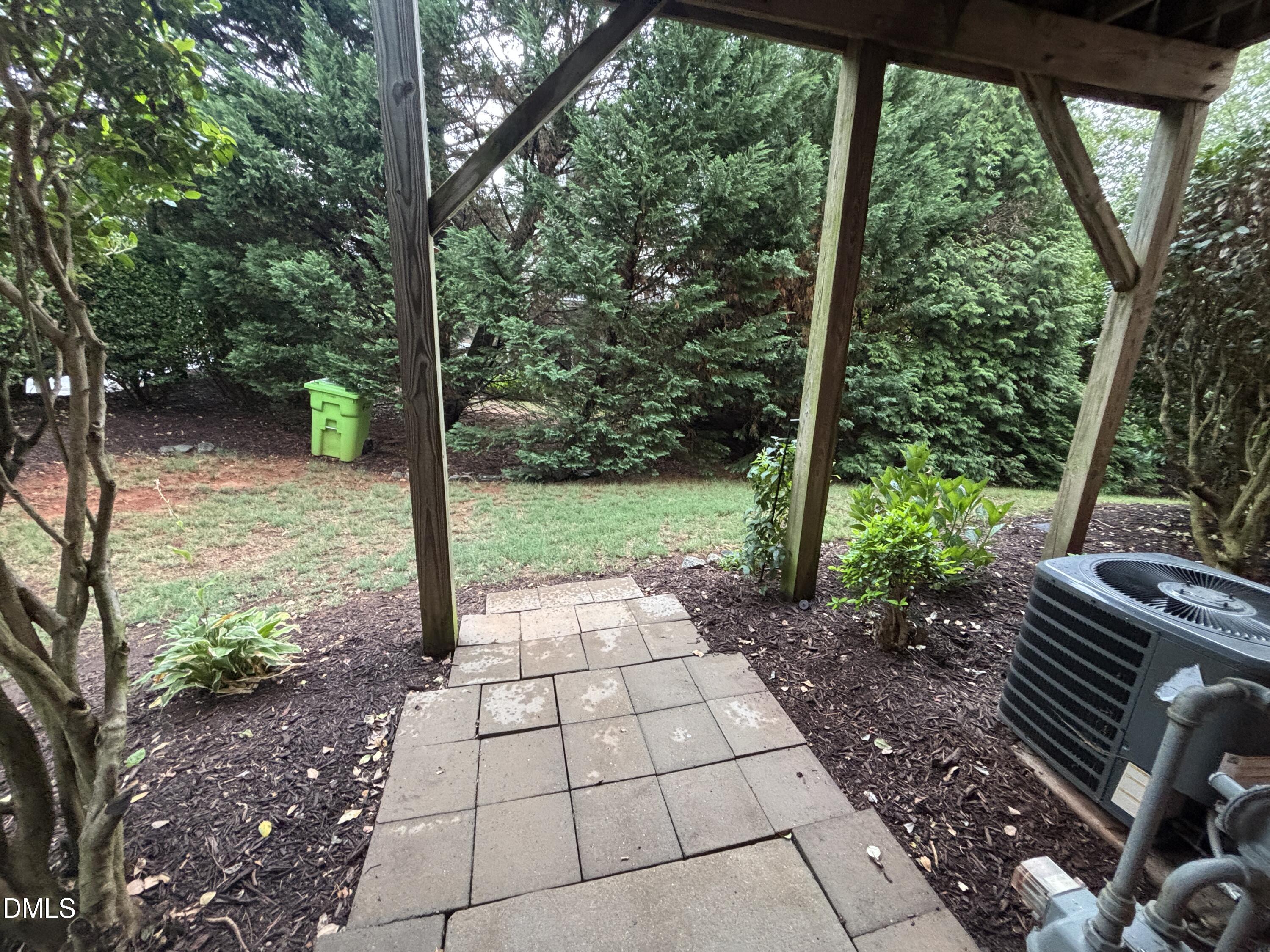 7252 Corvette Court Raleigh, NC 27613 - Photo 5 of 62 20260623_173814891_iOS