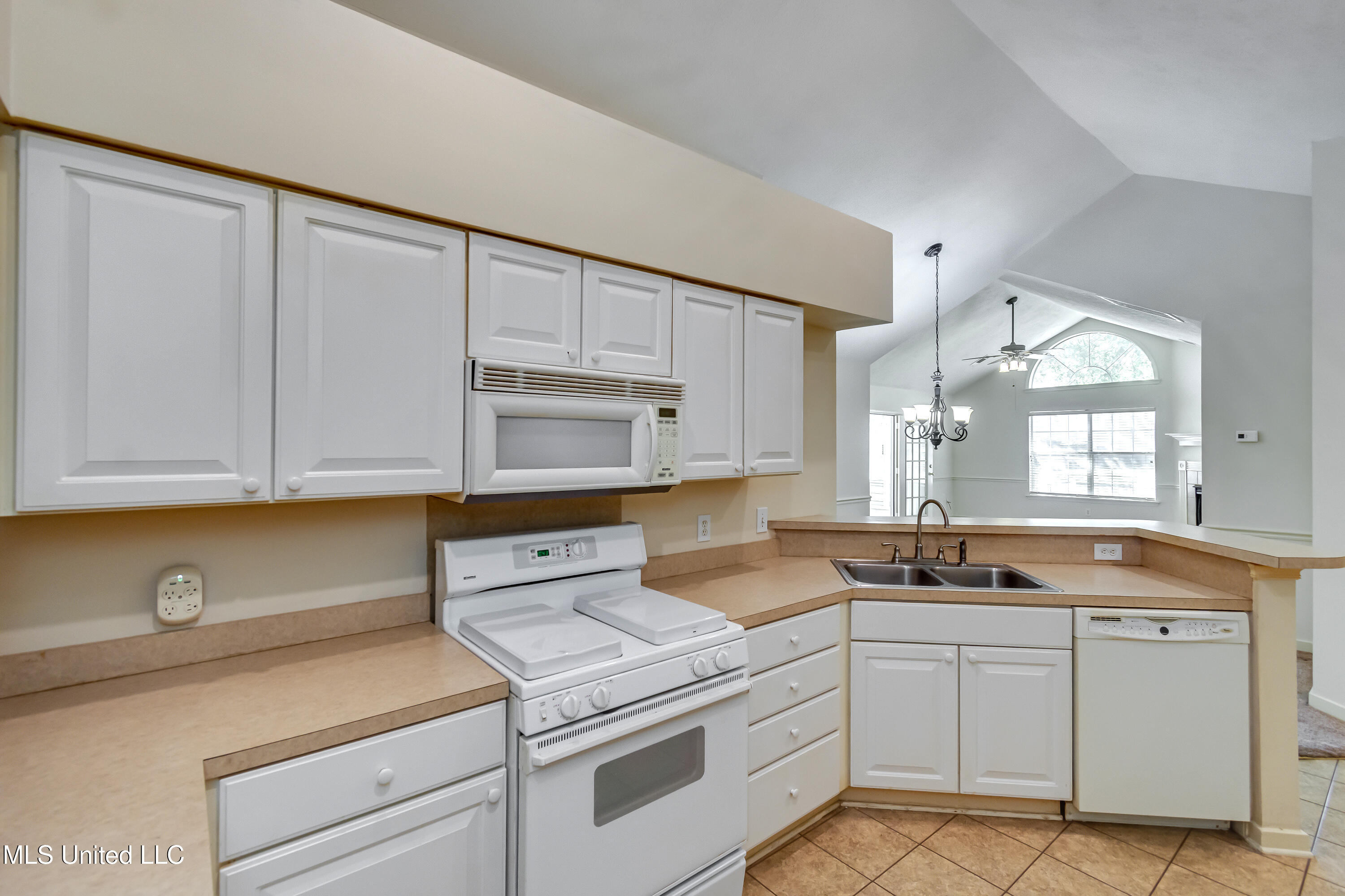 1123 Gerrits Landing Brandon, MS 39047 - Photo 18 of 51 1123 Gerrits Landing-24