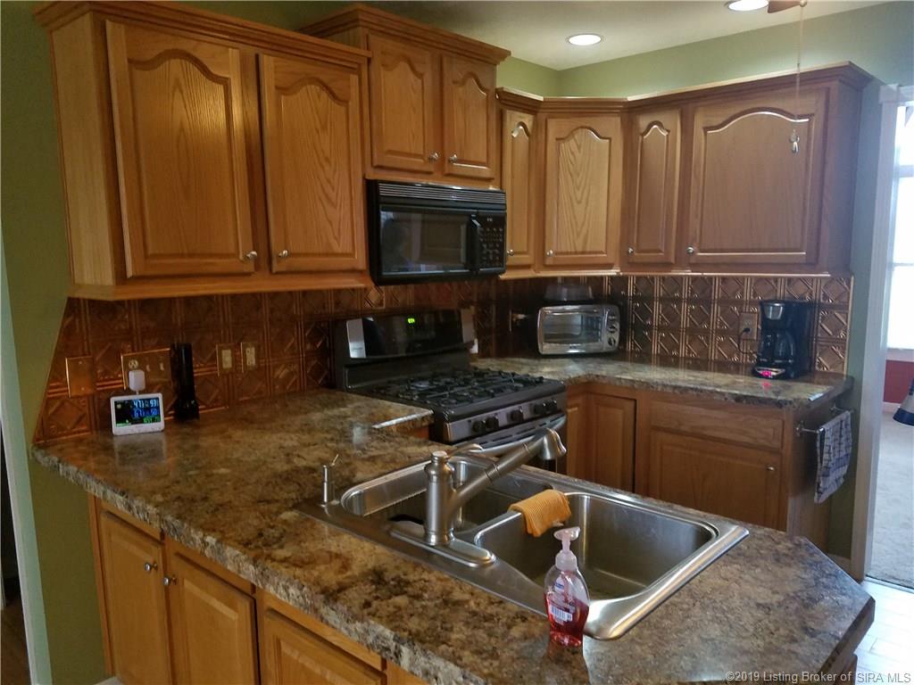4687 Fosskuhl Road Floyds Knobs, IN 47119 - Photo 3 of 49 Gallery Image 3