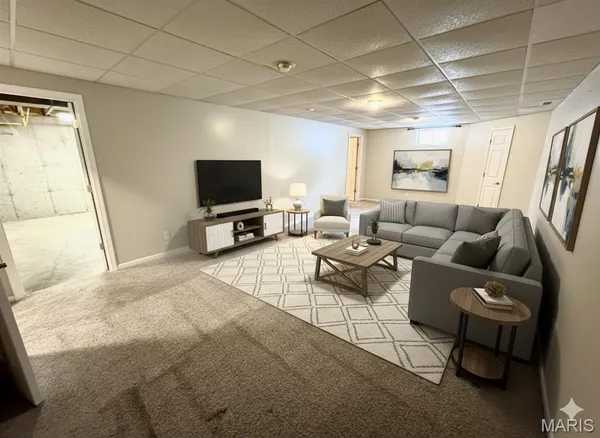 $2,600 | 9 Jason Drive, Glen Carbon, IL 62034