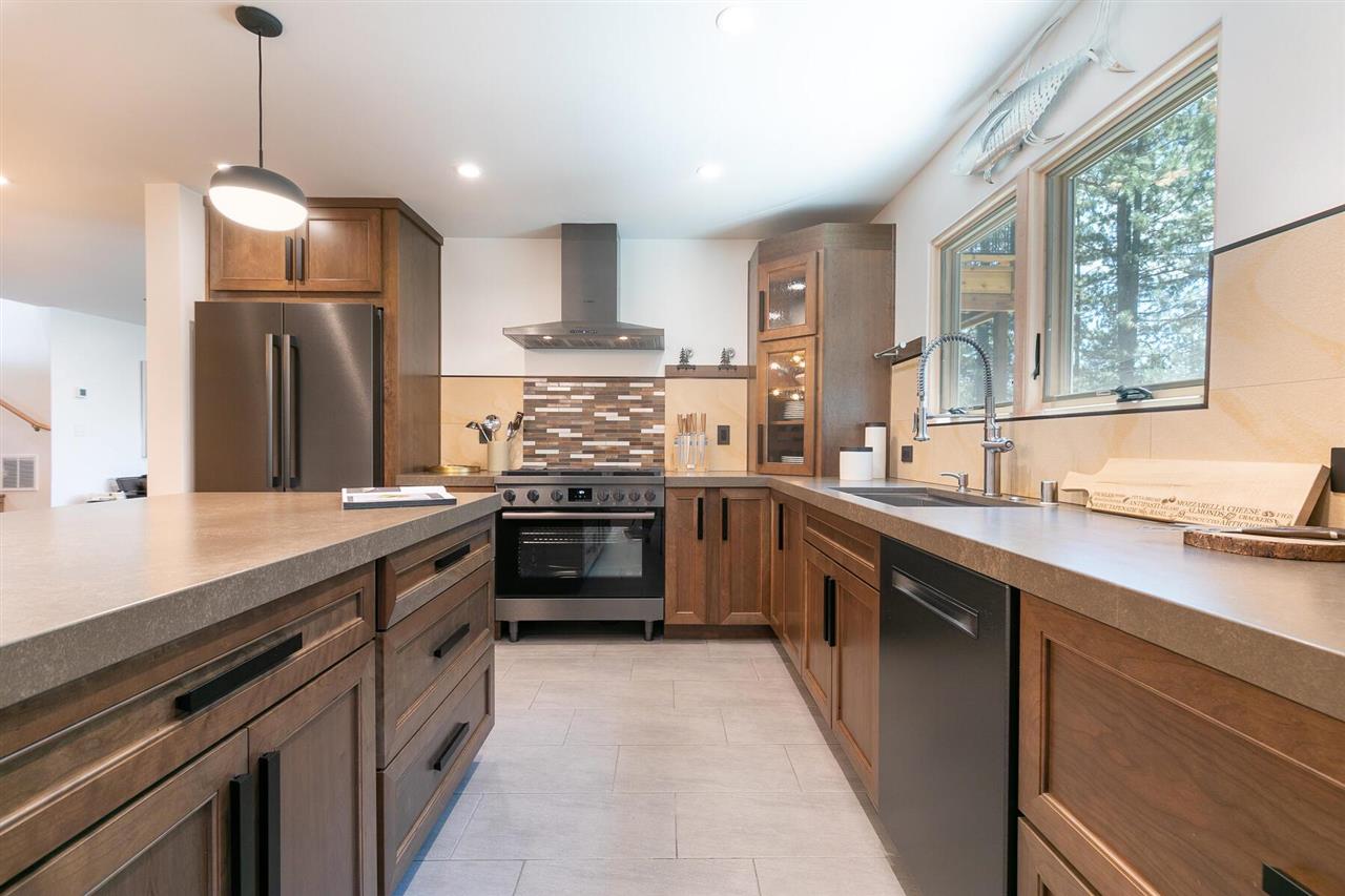 11623 Rocky Lane Truckee, CA 96161 - Photo 7 of 21