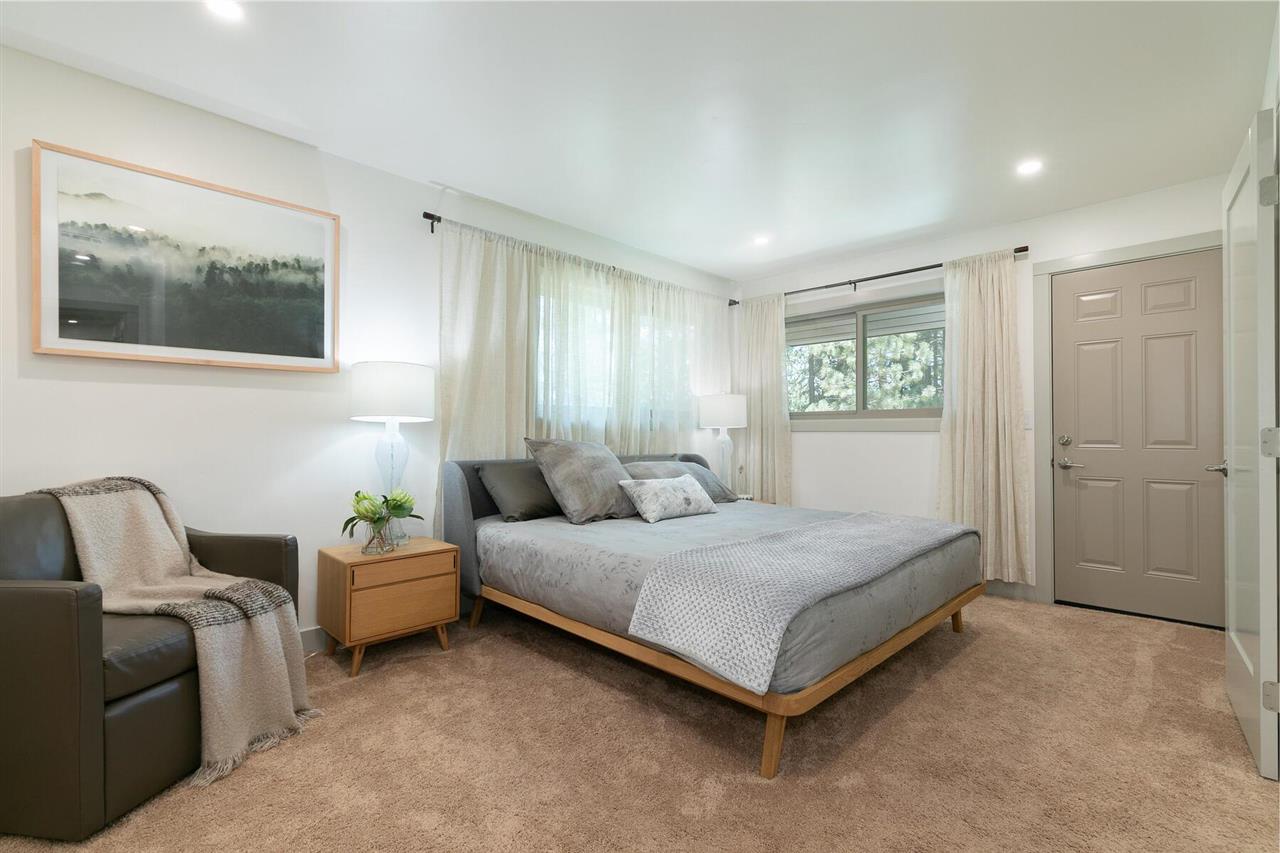 11623 Rocky Lane Truckee, CA 96161 - Photo 10 of 21