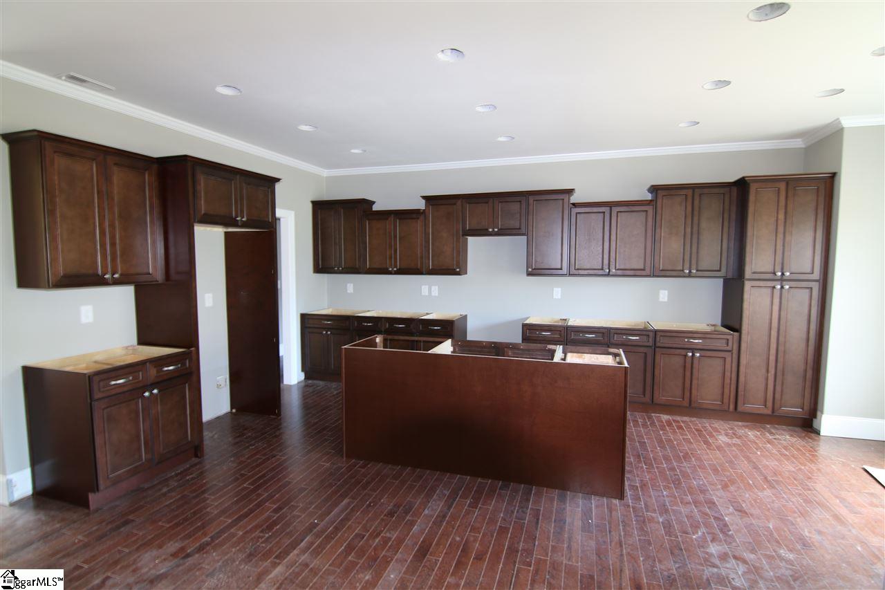 447 Risen Star Drive Boiling Springs, SC 29316 - Photo 5 of 14 Gallery Image 5