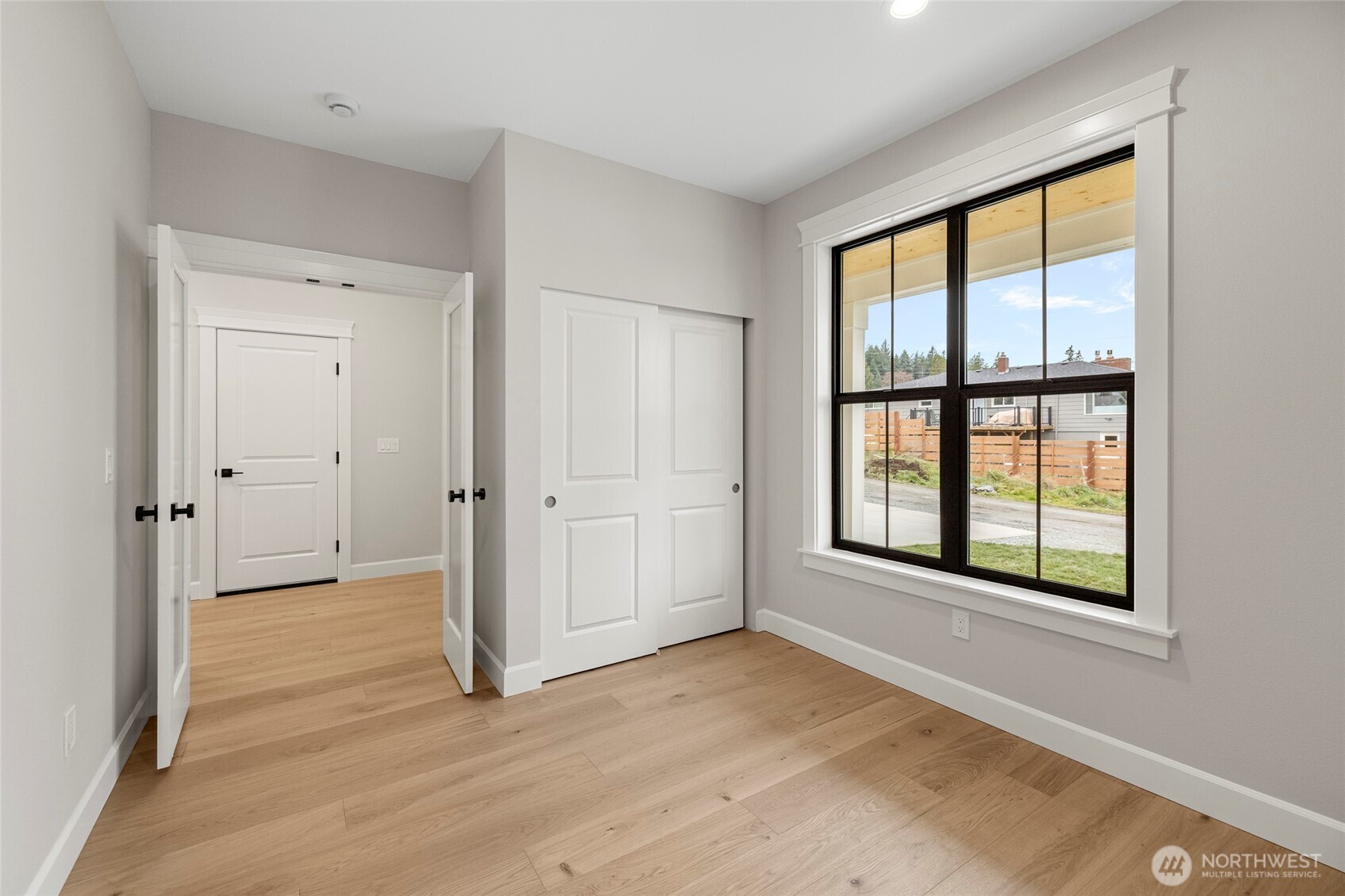 1211 King Street Anacortes, WA 98221 - Photo 30 of 40 a view of an empty room with a window