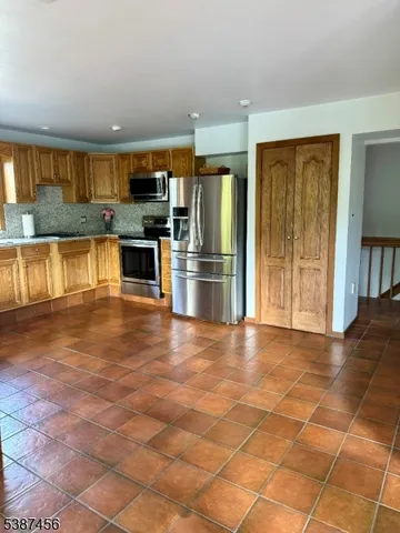 $895,000 | 27 Yacht Club Drive, Lake Hopatcong, NJ 07849