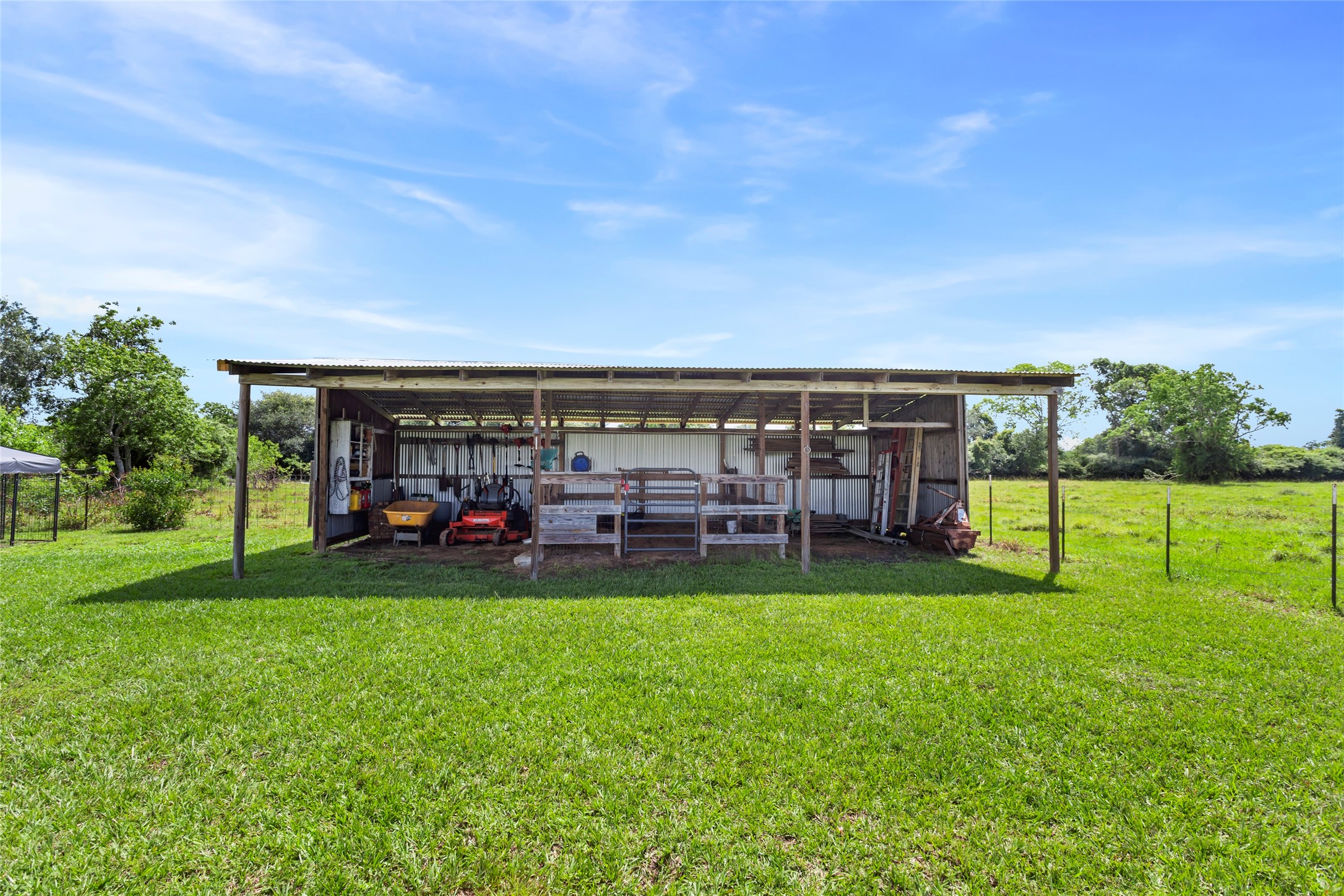 4473 County Road 172 Alvin, TX 77511 - Photo 32 of 36 Large Lean-to for all of your outdoor equipment