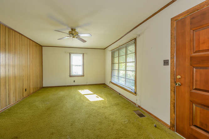8004 Harmon Road Powell, TN 37849 - Photo 12 of 32 8004 Harmon Rd Powell TN 37849-small-012