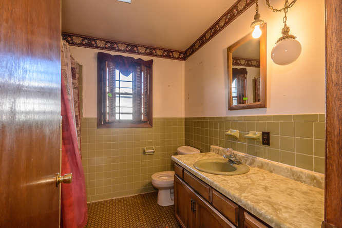8004 Harmon Road Powell, TN 37849 - Photo 17 of 32 8004 Harmon Rd Powell TN 37849-small-017