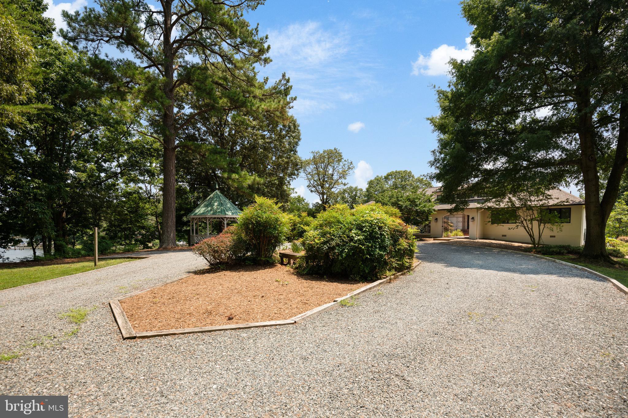 1285 Hollidge Road Lusby, MD 20657 - Photo 54 of 64 Showing circular driveway