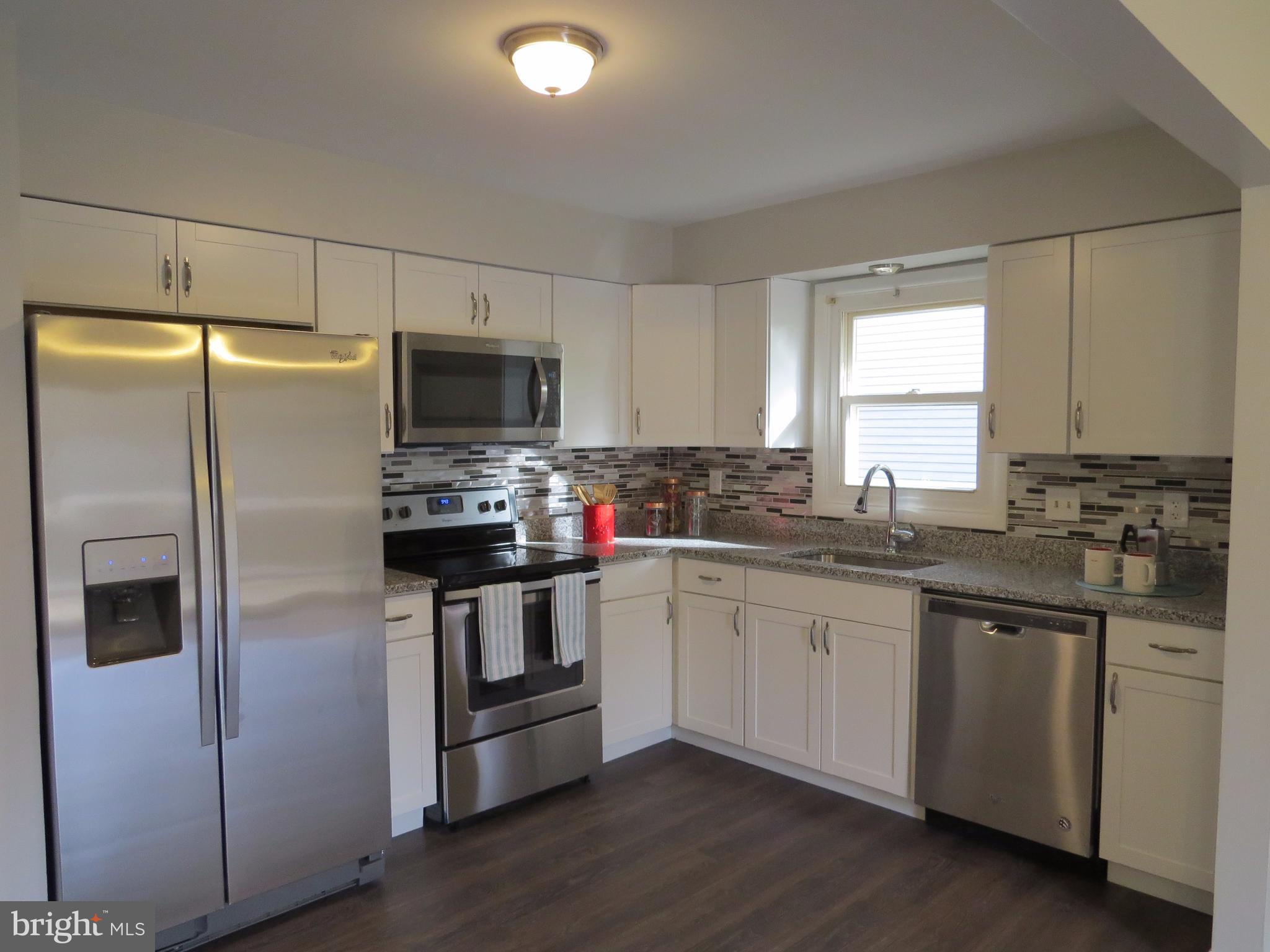 1913 Ridgeville Road Edgewater, MD 21037 - Photo 5 of 26 Kitchen