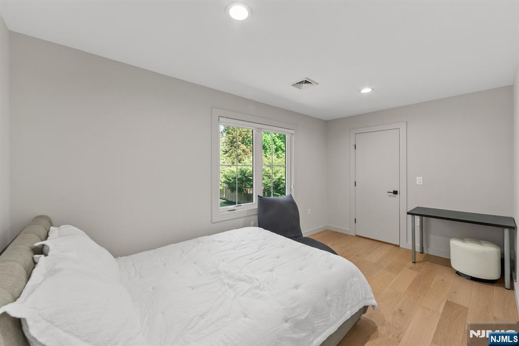 10 Sunset Road Demarest, NJ 07627 - Photo 10 of 22