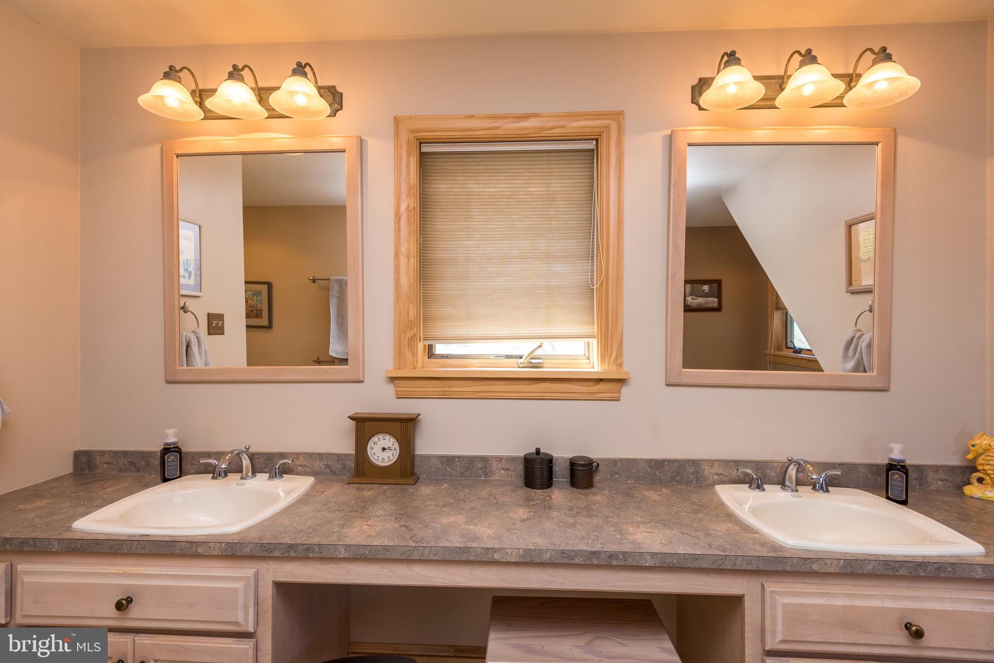 791 Temple Road Pottstown, PA 19465 - Photo 34 of 82 a bathroom with sink and mirror
