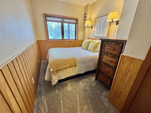 $425,000 | 511 Moose Mountain Drive, Lutsen, MN 55612