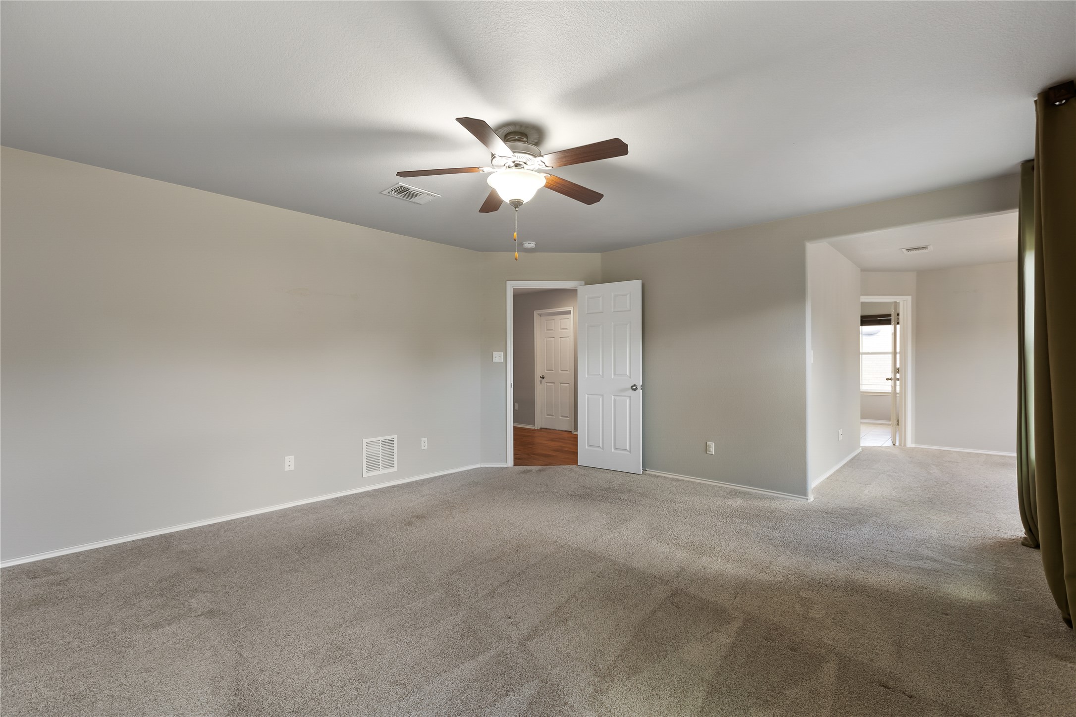 1420 Crested Butte Way Georgetown, TX 78626 - Photo 32 of 39