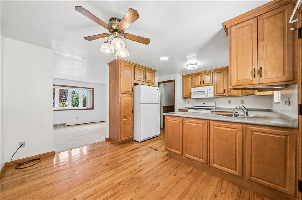 609 Brightberry Road Monroeville, PA 15146 - Photo 5 of 36 Open Dining Room/Kitchen